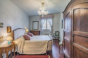 Ca' del Mercante Grand Canal