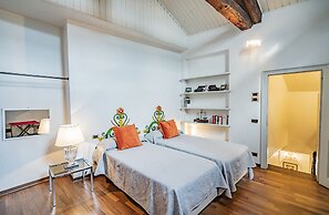 Ca' del Mercante Grand Canal