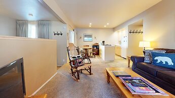 Mammoth Estates Studio Condos - 2 Blocks from The Village Gondola Stat