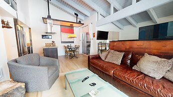 Mammoth Estates Studio Condos - 2 Blocks from The Village Gondola Stat