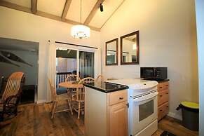 Mammoth Estates Studio Condos - 2 Blocks from The Village Gondola Stat