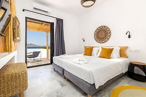 Omilos Beachfront House