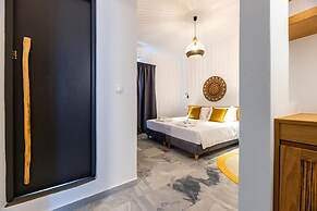 Omilos Beachfront House