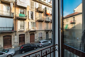 Piazza Statuto Comfortable Apartment