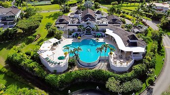 Sugar Hill - Frangipani by Blue Sky Luxury