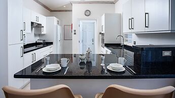 Sugar Hill - Frangipani by Blue Sky Luxury