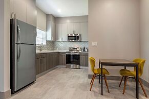 Clarion Pointe Port Arthur-Beaumont South