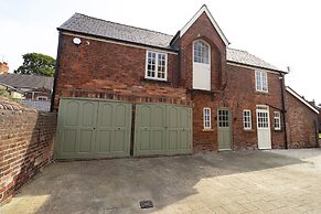 The Olde Coach House