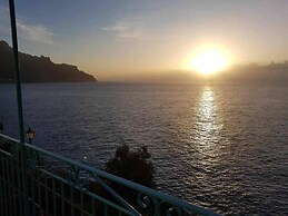 Stunning 5-guests Apartment 2 km From Amalfi