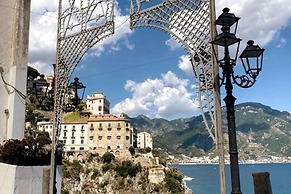 Stunning 5-guests Apartment 2 km From Amalfi