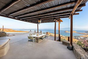 Seaview Villa Galanos at Kalafatis Beach