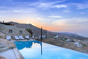 Seaview Villa Galanos at Kalafatis Beach