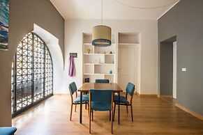 Vintage Style Apartment near Roma