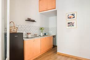 Vintage Style Apartment near Roma