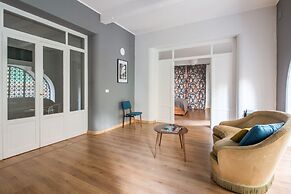 Vintage Style Apartment near Roma