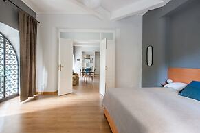 Vintage Style Apartment near Roma
