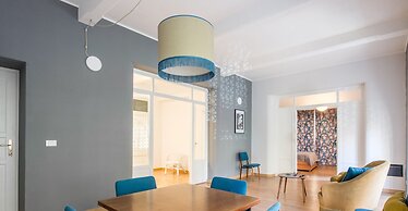 Vintage Style Apartment near Roma