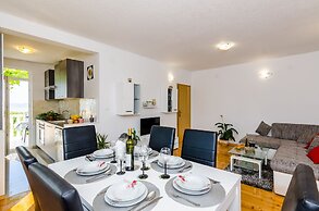 Apartments & Rooms Maždin