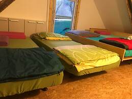 Sazava River Cottage With Boating Experience