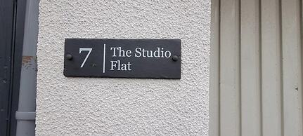 Cosy Self-contained Studio Flat in Bristol