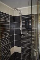 Cosy Self-contained Studio Flat in Bristol