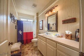 Texas Blue Wagon Rr9084b3 7 Bedroom Home by RedAwning