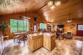 Texas Blue Wagon Rr9084b3 7 Bedroom Home by RedAwning