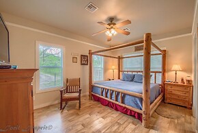 Texas Blue Wagon Rr9084b3 7 Bedroom Home by RedAwning