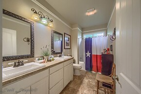 Texas Blue Wagon Rr9084b3 7 Bedroom Home by RedAwning