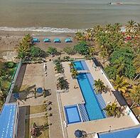 Lujoso Apartamento Frente al Mar