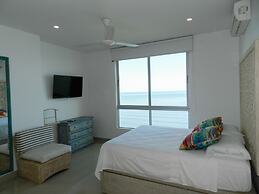 Lujoso Apartamento Frente al Mar