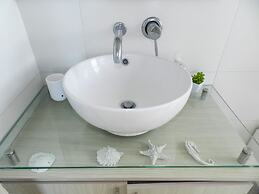 Lujoso Apartamento Frente al Mar