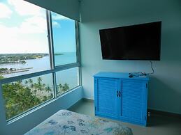 Lujoso Apartamento Frente al Mar