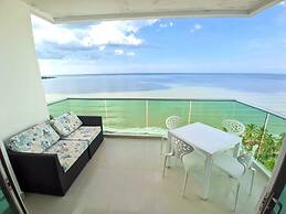 Lujoso Apartamento Frente al Mar