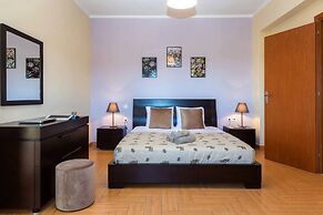 Louisa's Summer House