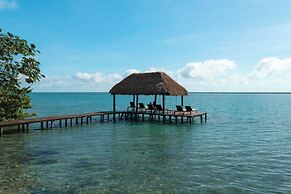 Mikasa Bacalar Hotel Boutique, Lagoon Front