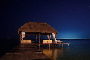 Mikasa Bacalar Hotel Boutique, Lagoon Front
