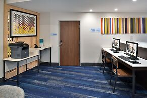 Holiday Inn Express Orlando – South Park by IHG