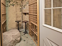 Eiger 9 3 Bedroom Condo by RedAwning