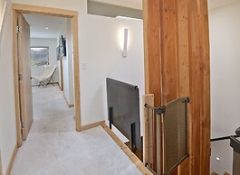 Eiger 9 3 Bedroom Condo by RedAwning