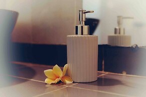 Kirana Homestay - Sunshine Bungalow