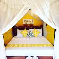 Kirana Homestay - Sunshine Bungalow