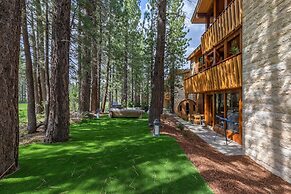 Obsidian 7 Deluxe 5000 sq ft House, Private Jacuzzi and Movie Theater,