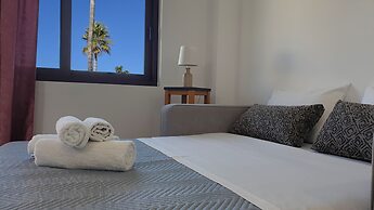 Odos Oneiron Tavronitis Bay