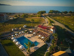 Odos Oneiron Tavronitis Bay