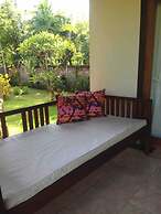 Kirana Homestay - Dusk Bungalow