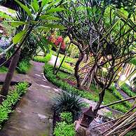 Kirana Homestay - Breeze Bungalow