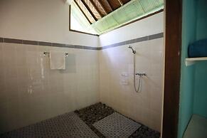 Kirana Homestay - Breeze Bungalow