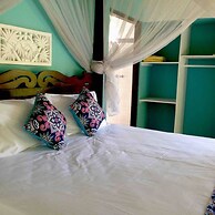 Kirana Homestay - Breeze Bungalow