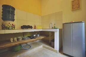 Kirana Homestay - Breeze Bungalow